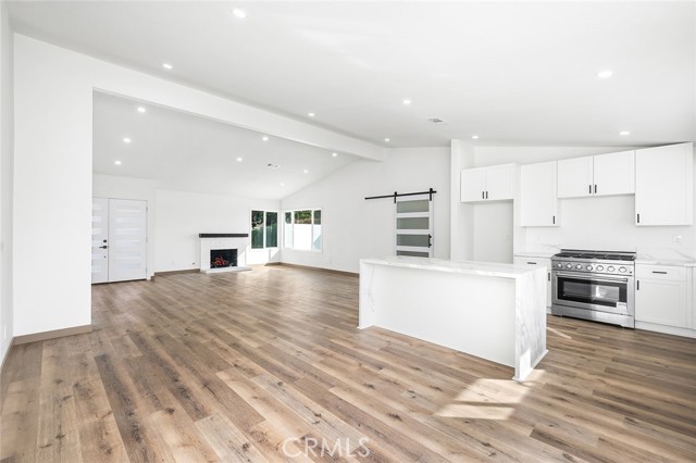 1563 Gary Lane, Redlands CA: https://media.crmls.org/medias/0966cb0f-10c9-4aaf-9f94-16063b0284ea.jpg