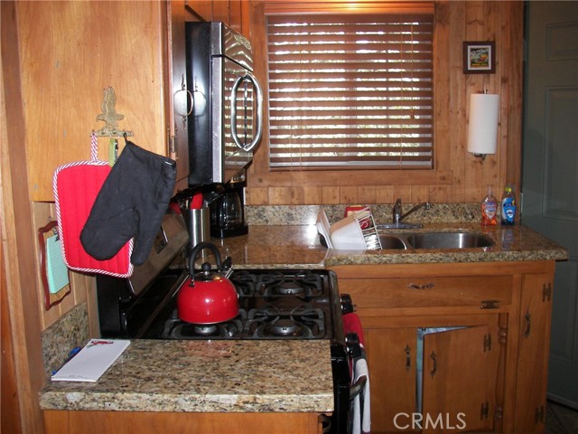 Detail Gallery Image 23 of 39 For 21524 Crest Forest Dr, Cedarpines Park,  CA 92322 - 2 Beds | 1 Baths