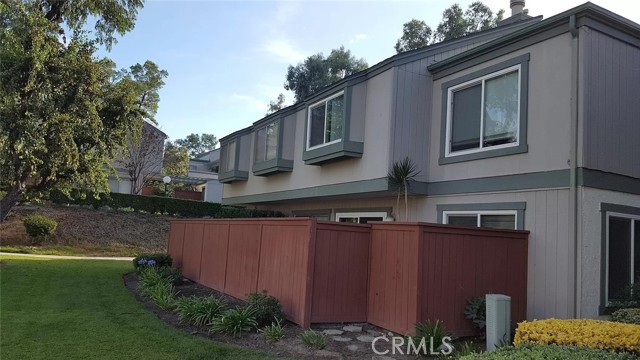 Detail Gallery Image 1 of 1 For 1106 Cleghorn Dr #D,  Diamond Bar,  CA 91746 - 2 Beds | 1/1 Baths