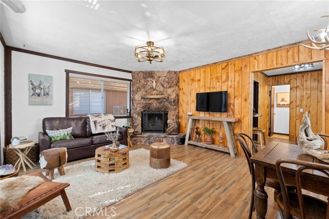 Detail Gallery Image 9 of 28 For 266 Victoria Ln, Sugarloaf,  CA 92386 - 1 Beds | 1/1 Baths