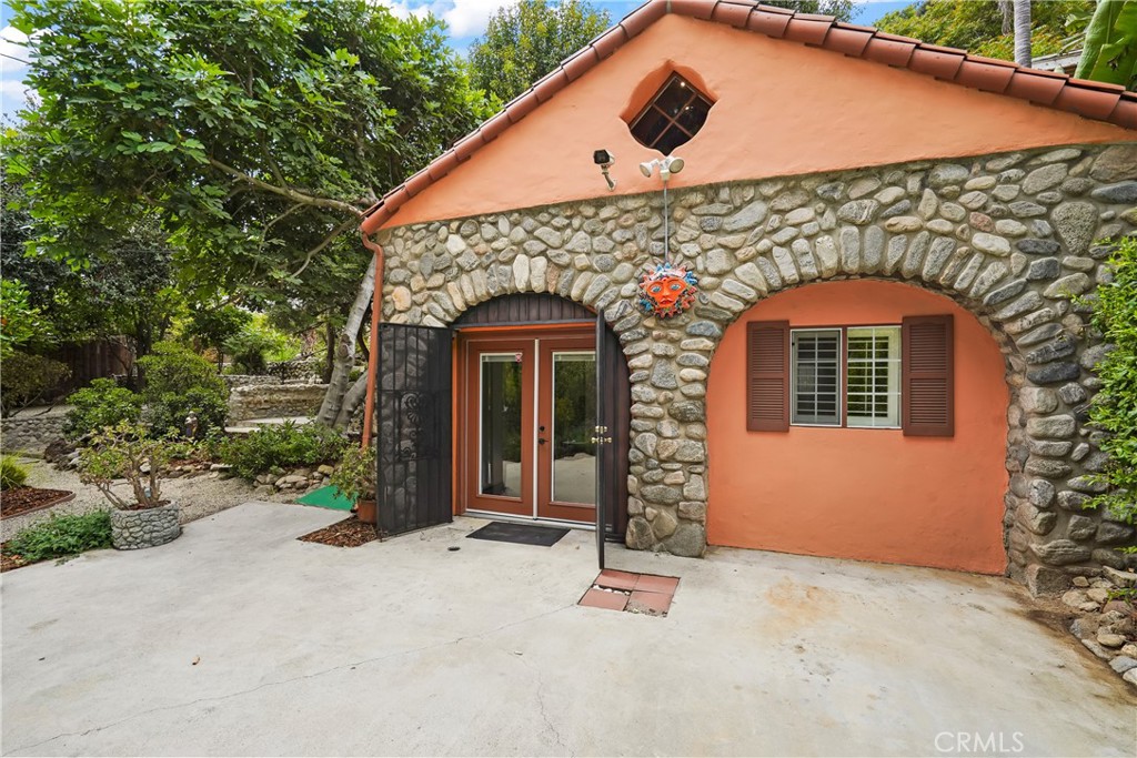 11022 Fruitland DriveStudio City img 32