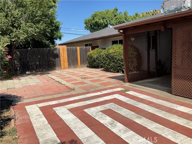 873 Ponderosa Dr, Hemet CA: https://media.crmls.org/medias/096c6e67-dde3-4d0a-b687-99ca3c6295ec.jpg