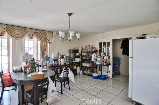 Detail Gallery Image 8 of 31 For 12501 Trask Ave, Garden Grove,  CA 92843 - 5 Beds | 3 Baths