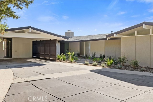 Detail Gallery Image 3 of 69 For 5260 Gould Ave, La Canada Flintridge,  CA 91011 - 3 Beds | 3 Baths