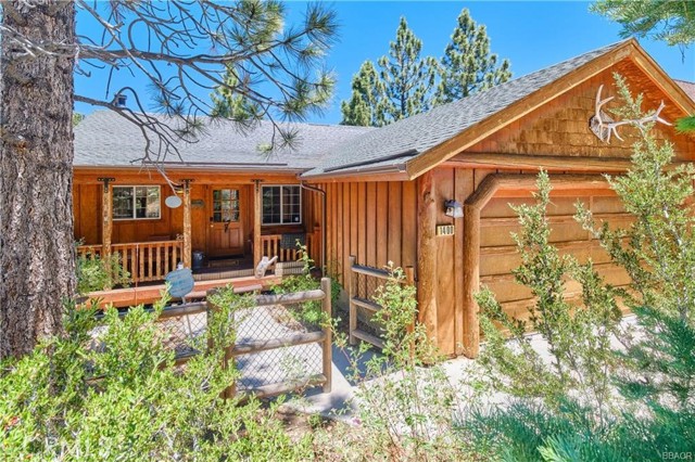 Detail Gallery Image 1 of 43 For 1400 Klamath Rd, Big Bear City,  CA 92314 - 3 Beds | 2 Baths