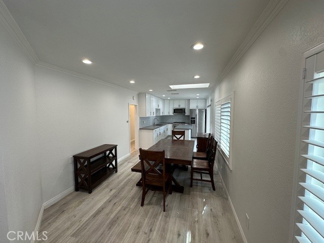 Detail Gallery Image 7 of 29 For 2820 W Chandler Bld, Burbank,  CA 91505 - 3 Beds | 2 Baths