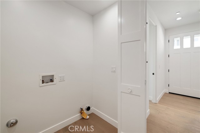 2100 Carnegie Lane, Redondo Beach CA: https://media.crmls.org/medias/096dd9c2-9a9e-4371-bfd9-20957abf5b50.jpg