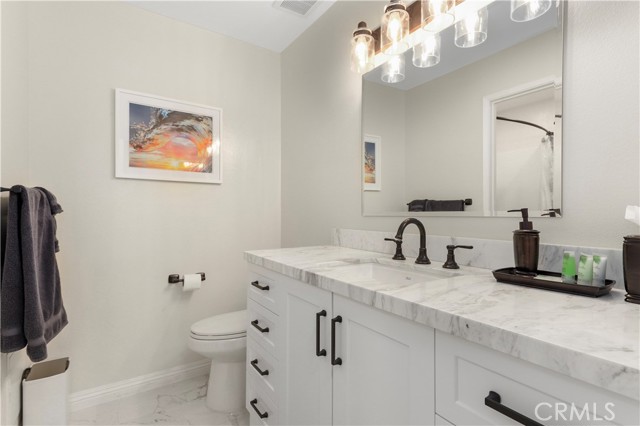 Detail Gallery Image 15 of 31 For 1321 Beryl St #101,  Redondo Beach,  CA 90277 - 3 Beds | 2/1 Baths