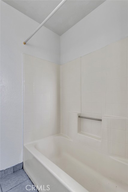 Detail Gallery Image 20 of 38 For 12851 Desert Creek, Victorville,  CA 92395 - 3 Beds | 2 Baths