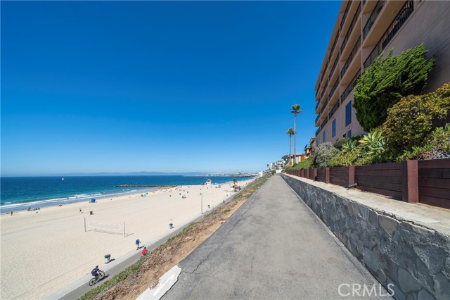 Detail Gallery Image 42 of 45 For 721 Esplanade #605,  Redondo Beach,  CA 90277 - 1 Beds | 1 Baths