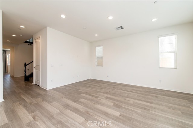 Detail Gallery Image 20 of 40 For 8773 Bay Laurel St, Chino,  CA 91708 - 5 Beds | 3/1 Baths