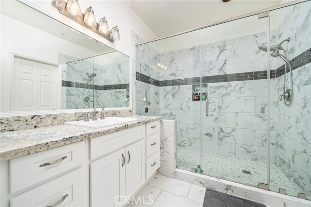 202 Chandler W, Highland CA: https://media.crmls.org/medias/0970c085-973a-4ffd-a530-a020dd3e27f9.jpg