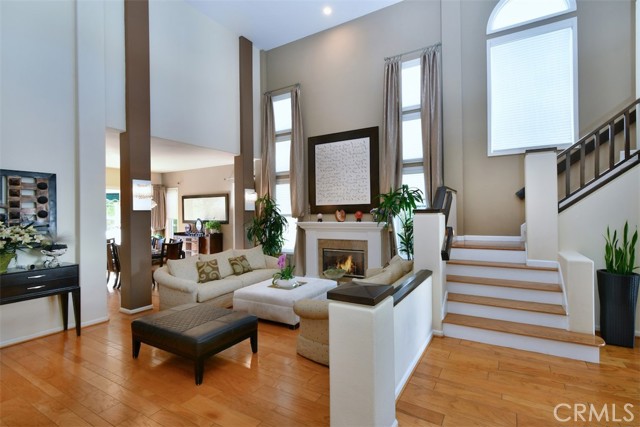 Detail Gallery Image 5 of 42 For 23224 Park Corniche, Calabasas,  CA 91302 - 5 Beds | 4 Baths