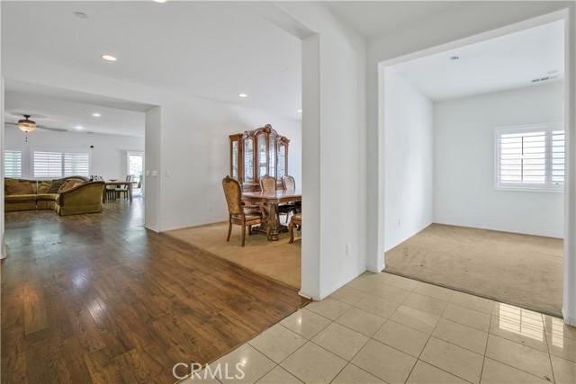 18019 Lapis Lane, San Bernardino CA: https://media.crmls.org/medias/09725934-7c93-48ca-9635-ced9a9400674.jpg