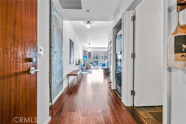 Detail Gallery Image 5 of 27 For 1155 S Grand Ave #1014,  Los Angeles,  CA 90015 - 1 Beds | 1 Baths