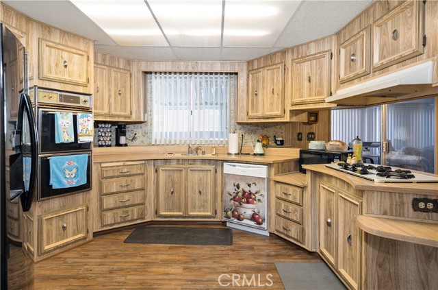 Detail Gallery Image 12 of 40 For 2230 Lake Park #170,  San Jacinto,  CA 92583 - 2 Beds | 2 Baths