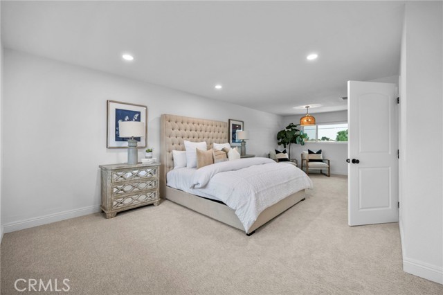 644 Kenoak Drive, Placentia CA: https://media.crmls.org/medias/0972f3d1-90b7-49d7-9375-d5c4762c154f.jpg