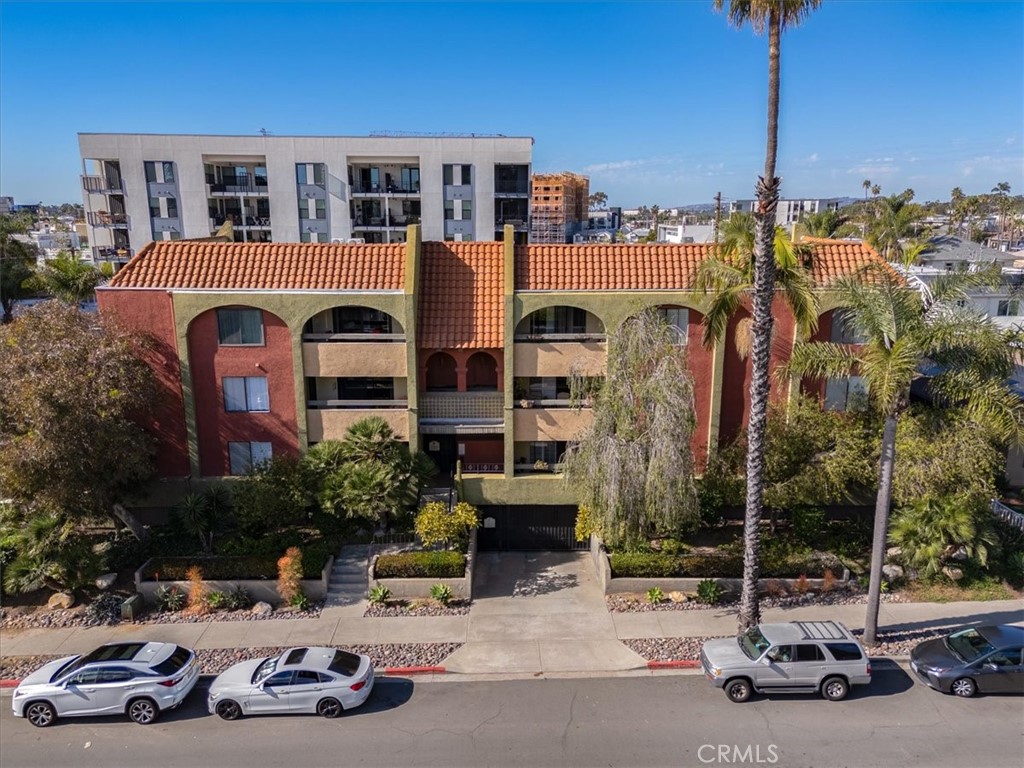 3930 Centre Street - photo 2