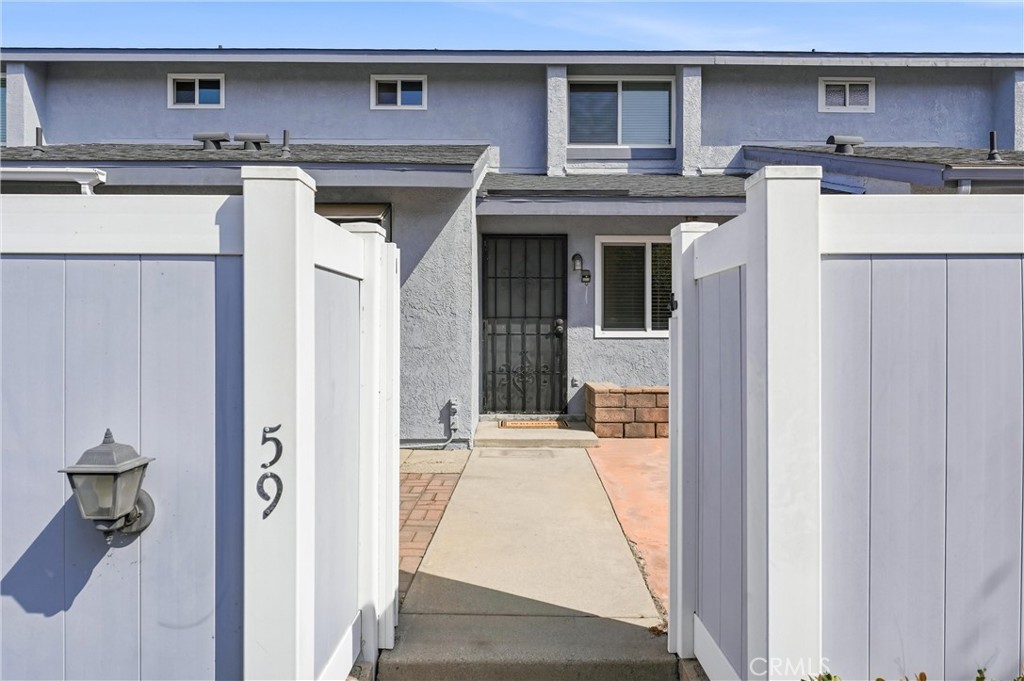 900 W Sierra Madre #59
