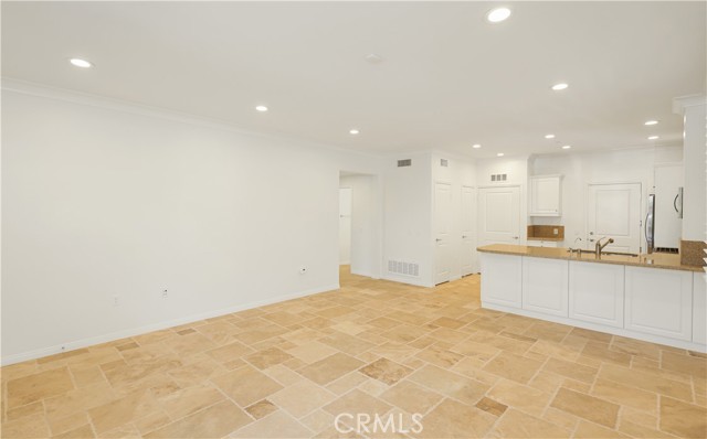 138 Coralwood, Irvine CA: https://media.crmls.org/medias/0973ea0e-9a89-4d16-8523-05ff9f87c5a7.jpg