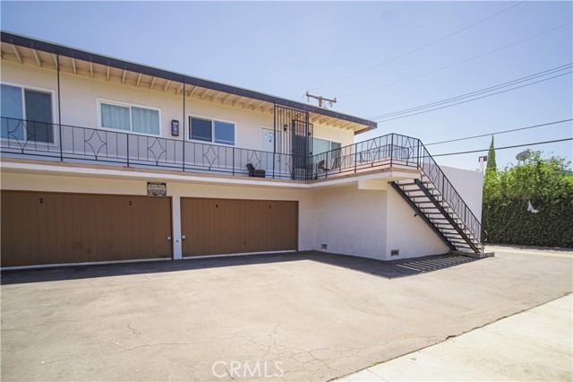 Detail Gallery Image 4 of 27 For 218 W Wilson Ave, Orange,  CA 92867 - – Beds | – Baths