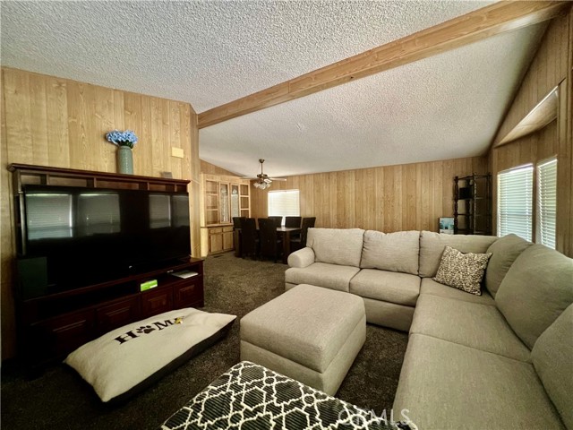 Detail Gallery Image 4 of 41 For 24600 Mountain Ave #103,  Hemet,  CA 92544 - 2 Beds | 2 Baths