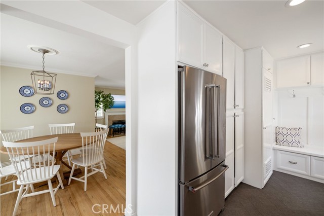 2825 Valley Drive, Manhattan Beach, California 90266, 4 Bedrooms Bedrooms, ,2 BathroomsBathrooms,Residential,Sold,Valley,SB21214274