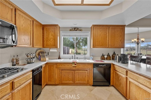 Detail Gallery Image 25 of 37 For 39581 Sperry Ct, Temecula,  CA 92591 - 4 Beds | 3 Baths