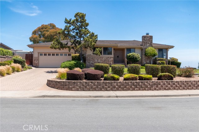 250 Coral Court, Pismo Beach CA: https://media.crmls.org/medias/09796a21-12c5-41e6-a9b2-eed141765af4.jpg