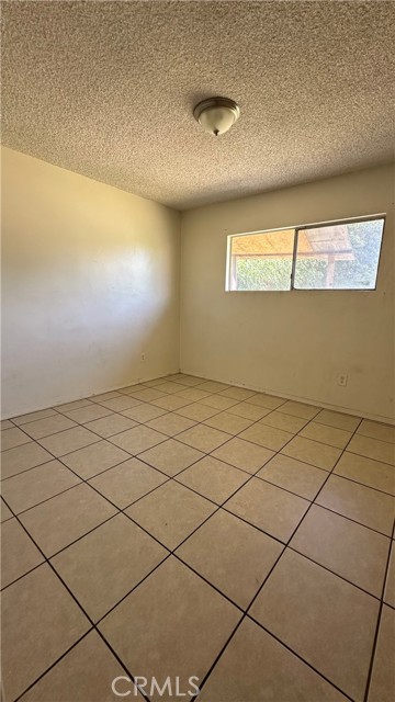 Detail Gallery Image 8 of 11 For 1474 W 9th St, San Bernardino,  CA 92411 - 3 Beds | 1 Baths