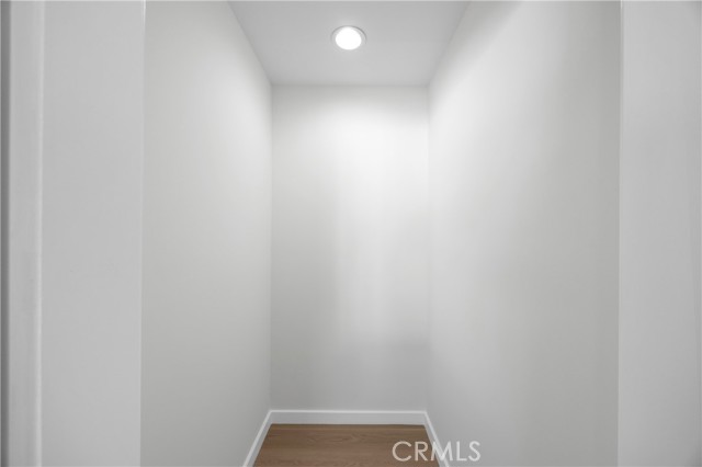 Image 23 of 53 For 8326 Fontainbleau Way