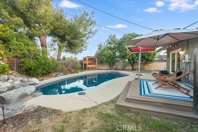 8398 Shoup Avenue, West Hills CA: https://media.crmls.org/medias/097a16f0-014e-4676-8ac7-4dd7621cd65f.jpg