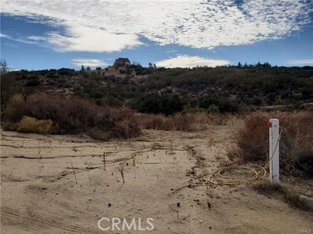 48775 Leaning Rock Court