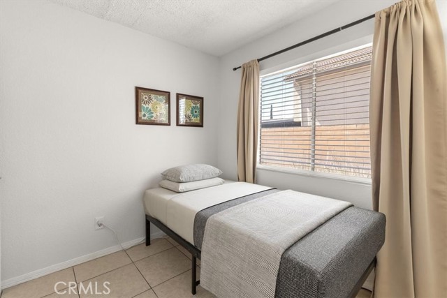 Detail Gallery Image 17 of 36 For 5049 N Varsity Ave, San Bernardino,  CA 92407 - 5 Beds | 2/1 Baths