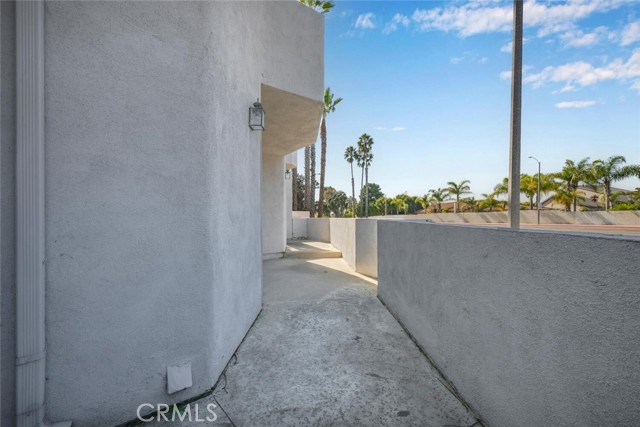 Detail Gallery Image 32 of 36 For 17051 Sandra Lee Ln #101,  Huntington Beach,  CA 92649 - 2 Beds | 2 Baths