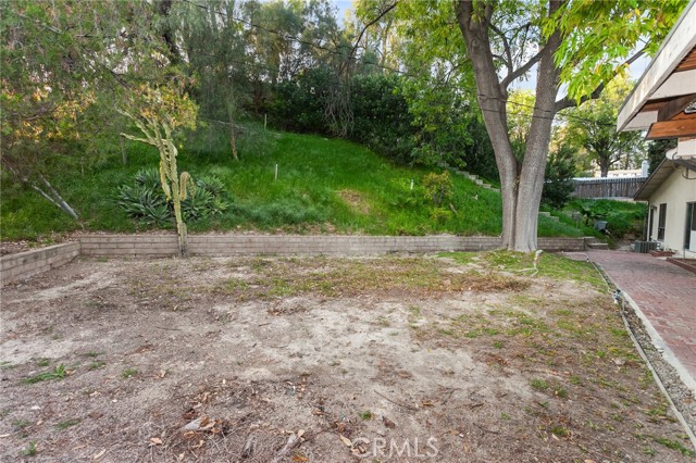 Detail Gallery Image 11 of 14 For 8441 Rudnick Ave, West Hills,  CA 91304 - 4 Beds | 3 Baths