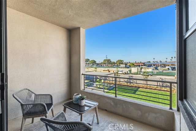 Detail Gallery Image 16 of 31 For 109 S Laxore St #303,  Anaheim,  CA 92804 - 4 Beds | 3/1 Baths