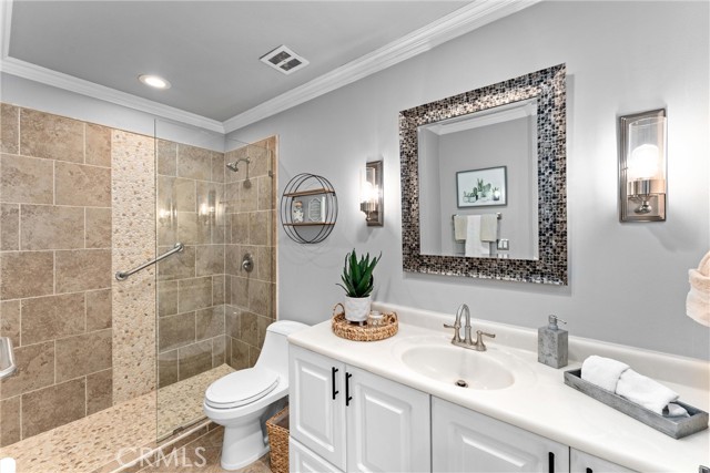 18516 Casandra Avenue, Cerritos CA: https://media.crmls.org/medias/097df1b5-0911-4d5c-8e8f-91b1f41c6241.jpg