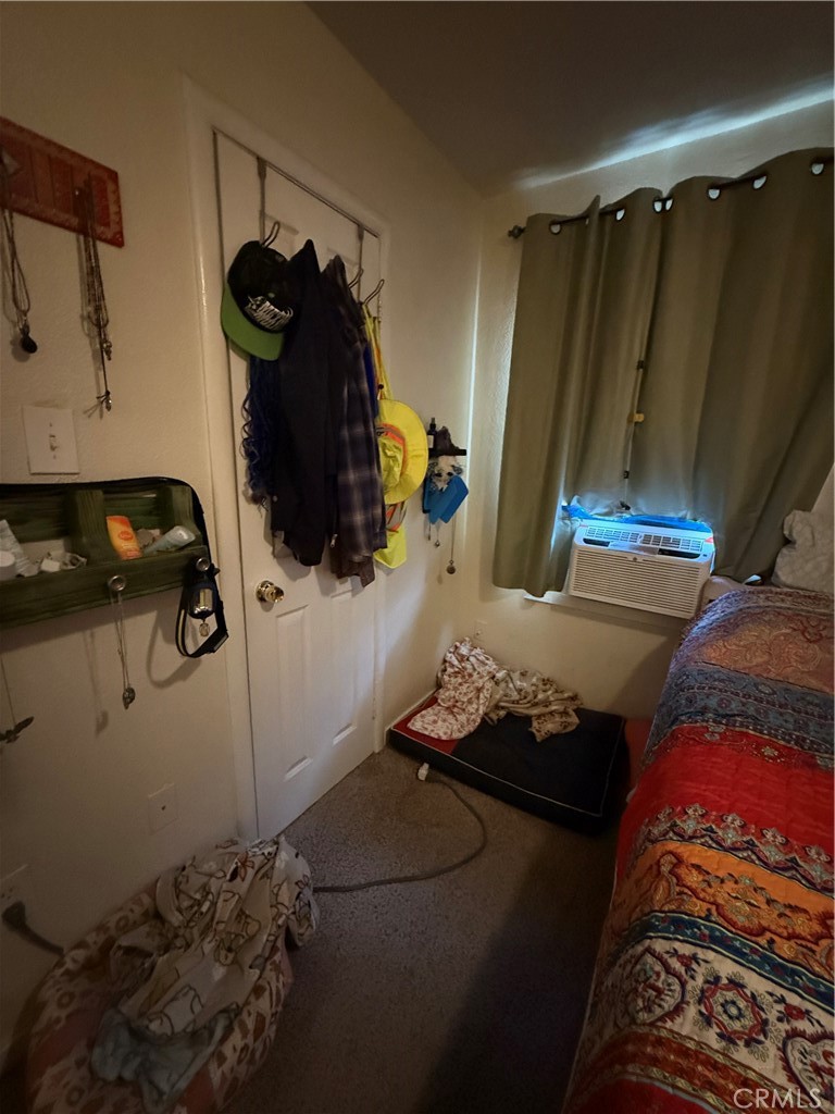 https://media.crmls.org/medias/097e8ac5-c89b-4f7e-9948-f9f52438b40e.jpg?preset=X-Large