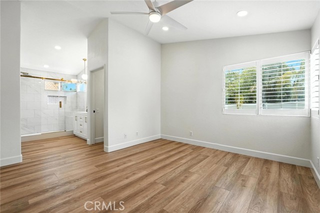 251 Royal Glen Drive, Fallbrook CA: https://media.crmls.org/medias/097fc78a-2a2e-4db2-8370-60d234c9c669.jpg