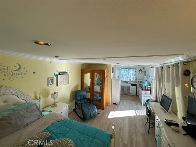 Detail Gallery Image 20 of 24 For 22901 Leonora Dr, Woodland Hills,  CA 91367 - 3 Beds | 1/1 Baths