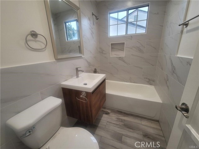 Detail Gallery Image 7 of 15 For 8907 Boyar Ave, Whittier,  CA 90605 - 3 Beds | 2 Baths
