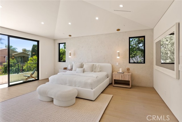 Detail Gallery Image 28 of 65 For 14738 Otsego St, Sherman Oaks,  CA 91403 - 5 Beds | 5/1 Baths