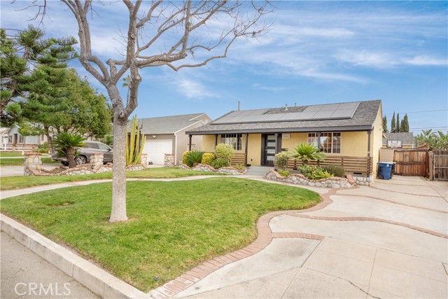 Detail Gallery Image 3 of 50 For 1420 N Frederic, Burbank,  CA 91505 - 3 Beds | 2/1 Baths