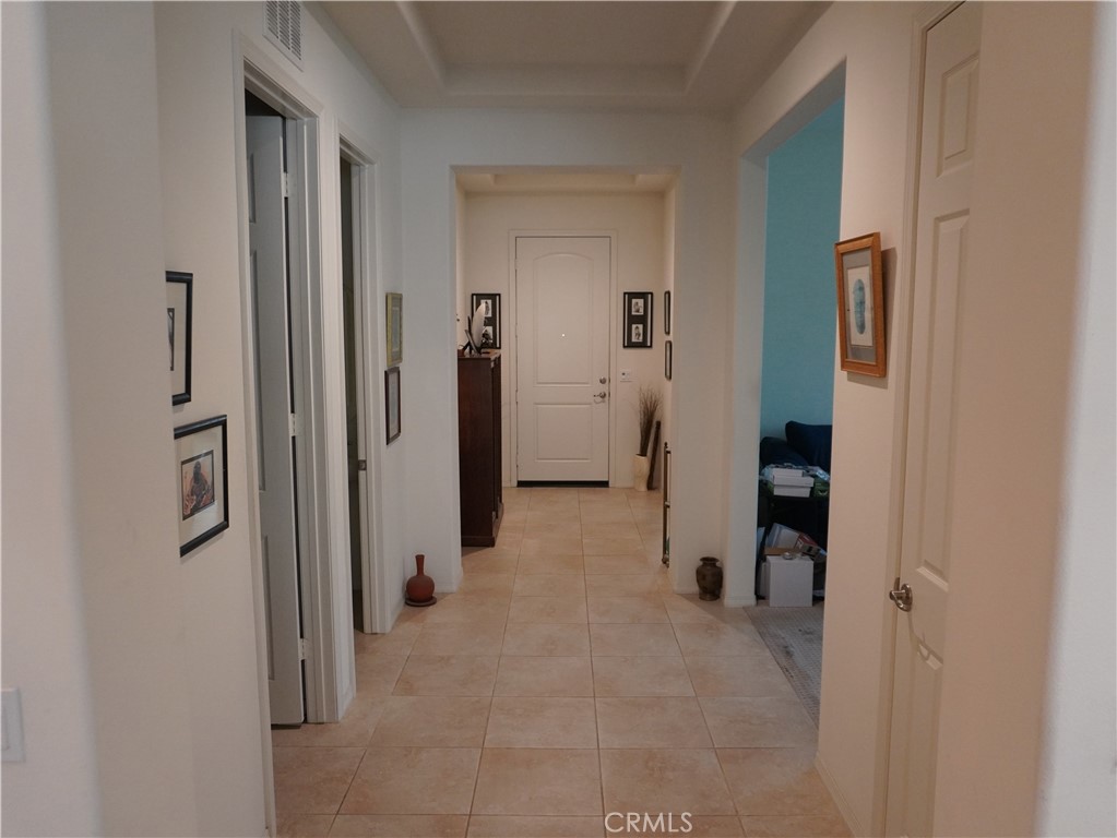 https://media.crmls.org/medias/0982db28-17fa-4f14-a684-fc70ca5fa6c9.jpg?preset=X-Large
