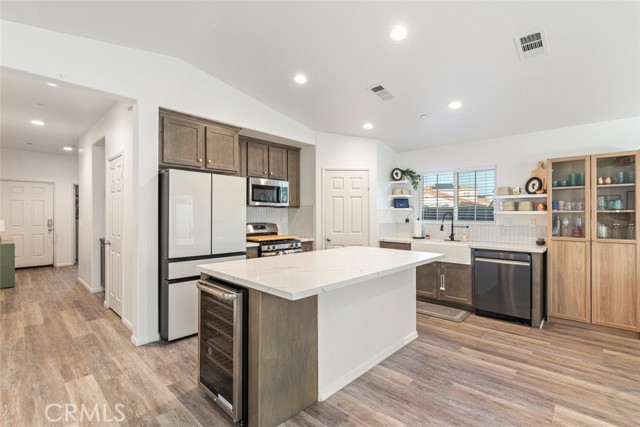 Detail Gallery Image 9 of 36 For 29102 Larch, Lake Elsinore,  CA 92530 - 3 Beds | 2 Baths