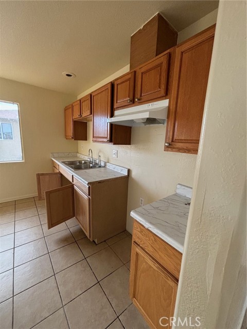 Detail Gallery Image 1 of 9 For 236 N Elk, Hemet,  CA 92543 - 2 Beds | 1 Baths