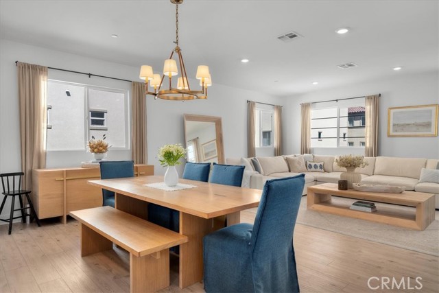 Detail Gallery Image 13 of 56 For 27659 S Rosewood Ln, San Pedro,  CA 90732 - 4 Beds | 3/1 Baths