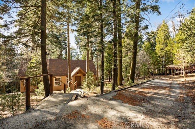 Detail Gallery Image 34 of 34 For 954 Crest Estates, Lake Arrowhead,  CA 92352 - 3 Beds | 2 Baths