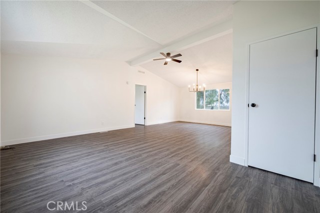 4000 Mariposa Way, Merced CA: https://media.crmls.org/medias/09851b00-850c-45c7-bcea-009274eab306.jpg